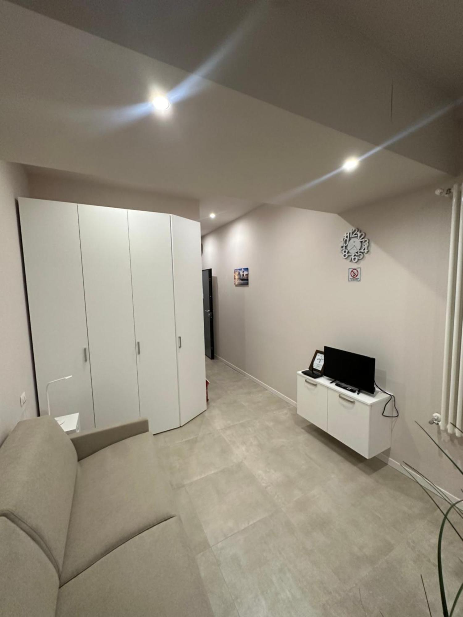 Monolocale Piazza Gambara M1 Apartamento Milão Exterior foto